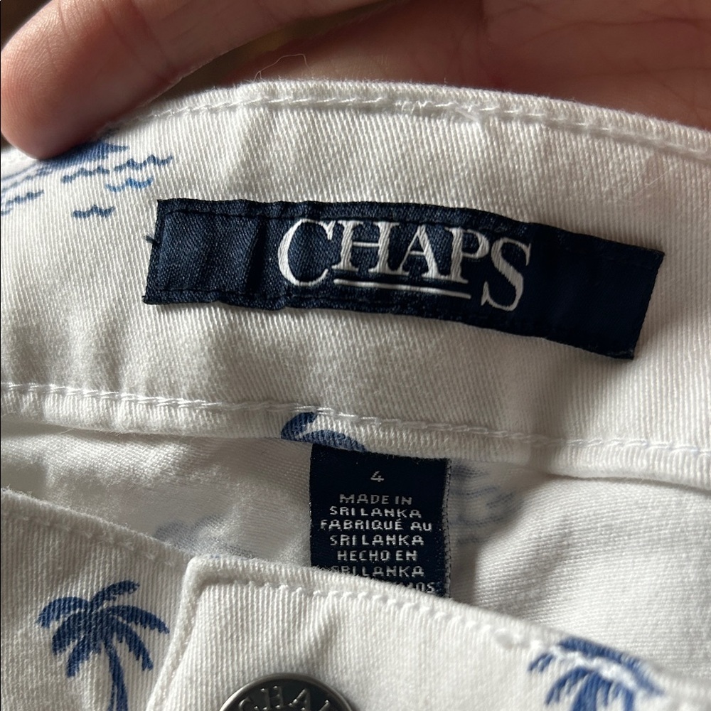 Chaps Women Tropical Palm Tree Print White Blue Capri Pants Size 4 - Picture 5 of 5
